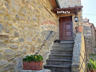 Casa Indipendente in Vendita a Arcidosso, 134'000€, 198 m²