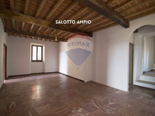Casa Indipendente in Vendita a Roccastrada, 68'000€, 131 m²