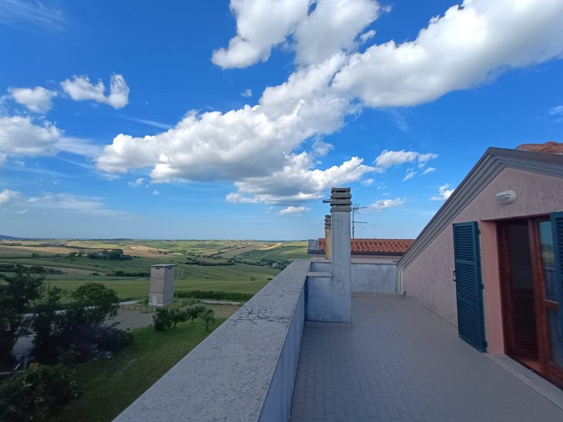 Appartamento in Vendita a Terre Roveresche, 159'000&euro;, 135 m²