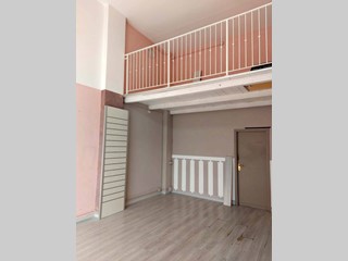 Immobile commerciale in Vendita a Pesaro, 65'000&euro;, 34 m²