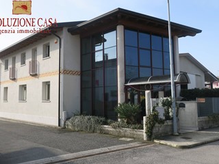 Ufficio in Vendita a Fogliano Redipuglia, 69'000€, 80 m²
