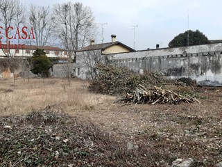 Terreno edificabile in Vendita a Sagrado, 53'000€, 537 m²