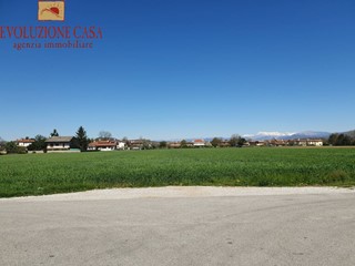 Terreno edificabile in Vendita a San Lorenzo Isontino, 495'000€, 12704 m²
