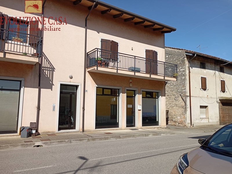 Ufficio in Vendita a Romans d'Isonzo, 58'000€, 66 m²