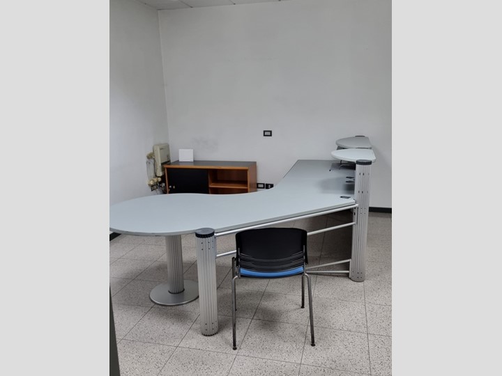 Ufficio in Affitto a Bibbiena, 500&euro;, 154 m²