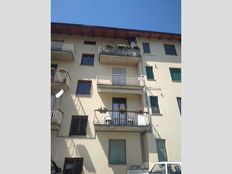 Appartamento in Vendita a Bibbiena, 98'000€, 120 m²