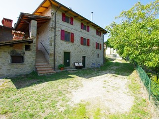 Casa Semi Indipendente in Vendita a Castel San Niccolò, 75'000€, 95 m²