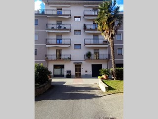 Quadrilocale in Vendita a Castel Focognano, 140'000&euro;, 100 m²