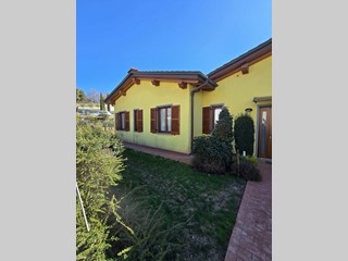 Casa Indipendente in Vendita a Poppi, 570'000&euro;, 140 m²