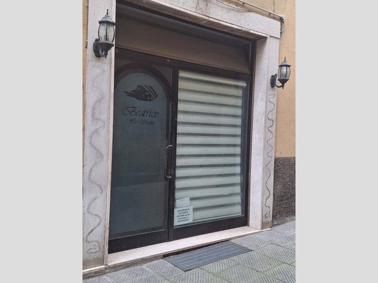Immobile commerciale in Vendita a Bibbiena, 35'000€, 41 m²
