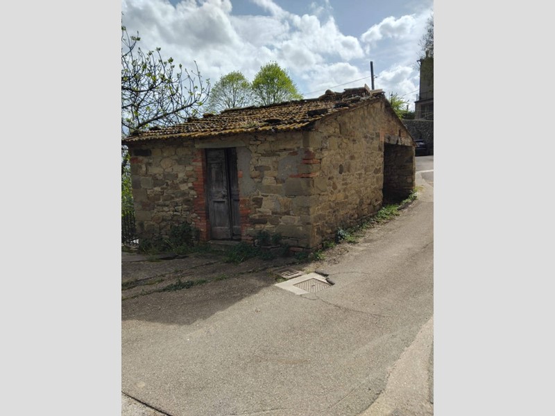 Magazzino in Vendita a Bibbiena, 30'000€, 45 m²