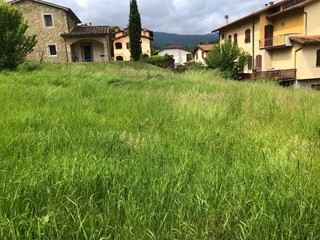 Terreno edificabile in Vendita a Ortignano Raggiolo, 60'000€, 1000 m²