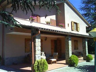 Villa in Vendita a Talla, 250'000€, 350 m²
