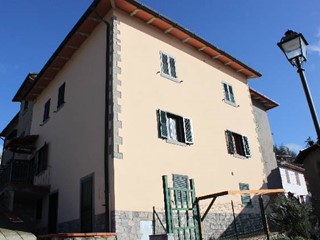 Casa Semi Indipendente in Vendita a Poppi, 55'000&euro;, 100 m²