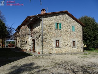 Trilocale in Vendita a Bibbiena, 100'000€, 60 m²