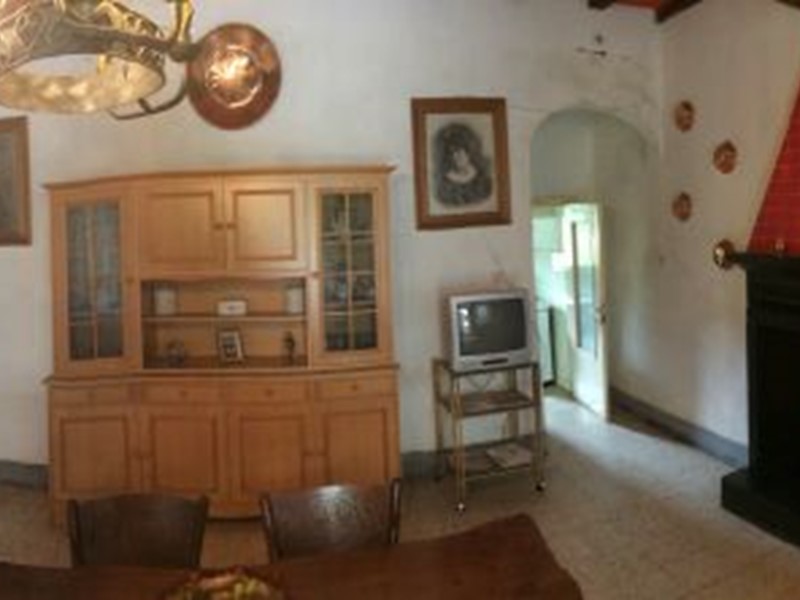 Casa Semi Indipendente in Vendita a Ortignano Raggiolo, 99'000€, 80 m²