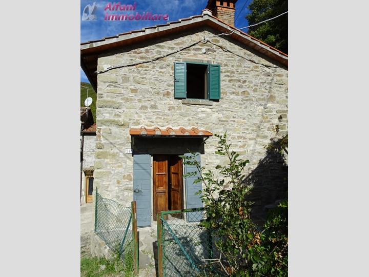 Casa Indipendente in Vendita a Bibbiena, 95'000€, 96 m²