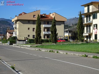 Appartamento in Vendita a Castel San Niccolò, 90'000€, 150 m²
