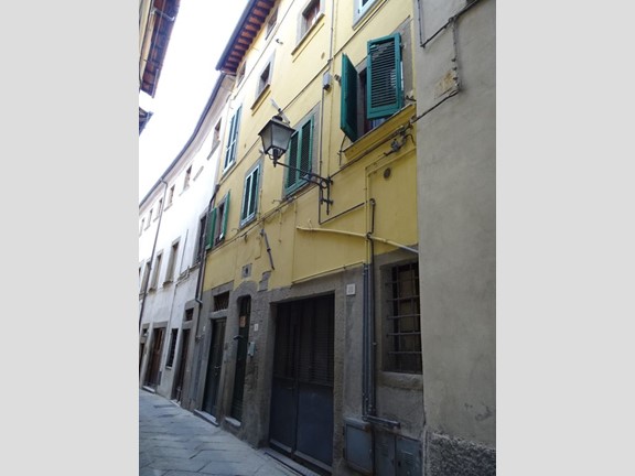 Trilocale in Vendita a Bibbiena, 135'000€, 62 m²