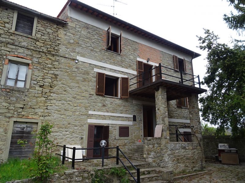Casa Semi Indipendente in Vendita a Talla, 100'000€, 130 m²