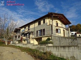 Villetta a schiera in Vendita a Chitignano, 100'000€, 108 m²