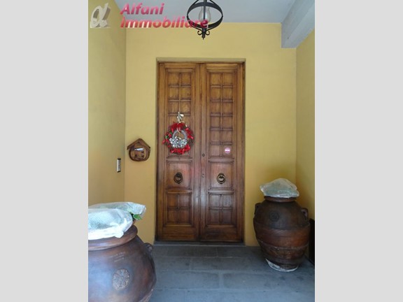 Appartamento in Vendita a Bibbiena, 260'000€, 242 m²