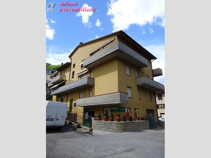 Trilocale in Vendita a Castel San Niccolò, 90'000€, 55 m²