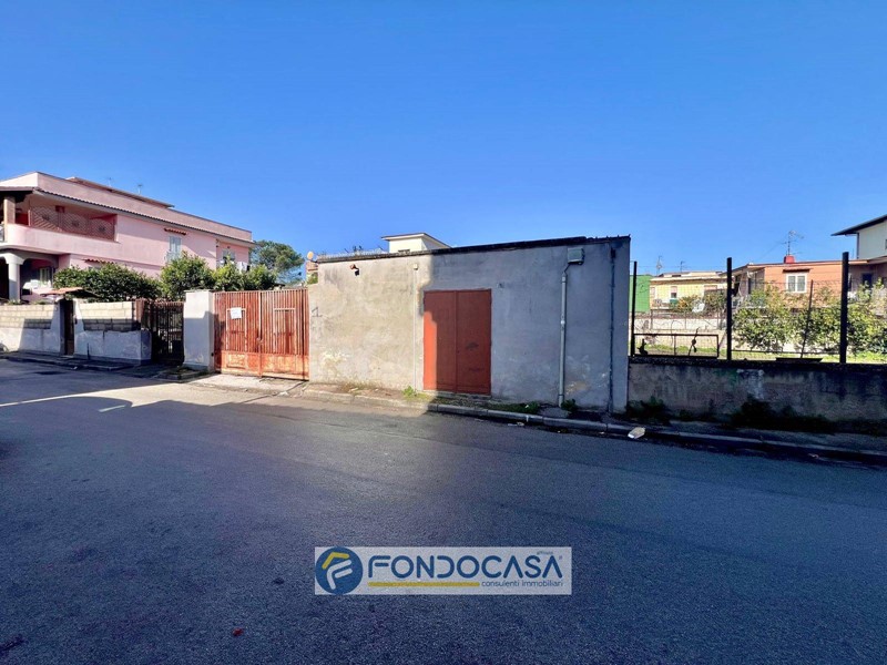 Laboratorio in Affitto a Sant'Antimo, 900€, 120 m²