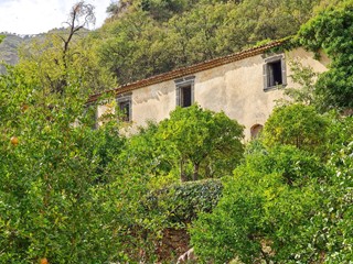 Rustico in Vendita a Castiglione di Sicilia, 290'000€, 850 m², con Box