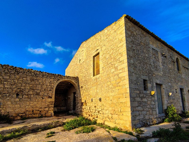Rustico in Vendita a Ragusa, 180'000&euro;, 470 m²