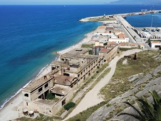 Rustico in Vendita a Termini Imerese, 1'500'000€, 10000 m²