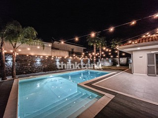 Villa in Vendita a Mascalucia, 459'000€, 240 m²