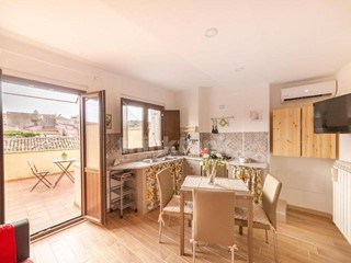 Appartamento in Vendita a Palazzolo Acreide, 270'000€, 230 m²