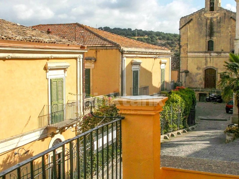 Villa in Vendita a Ragusa, 75'000&euro;, 55 m²