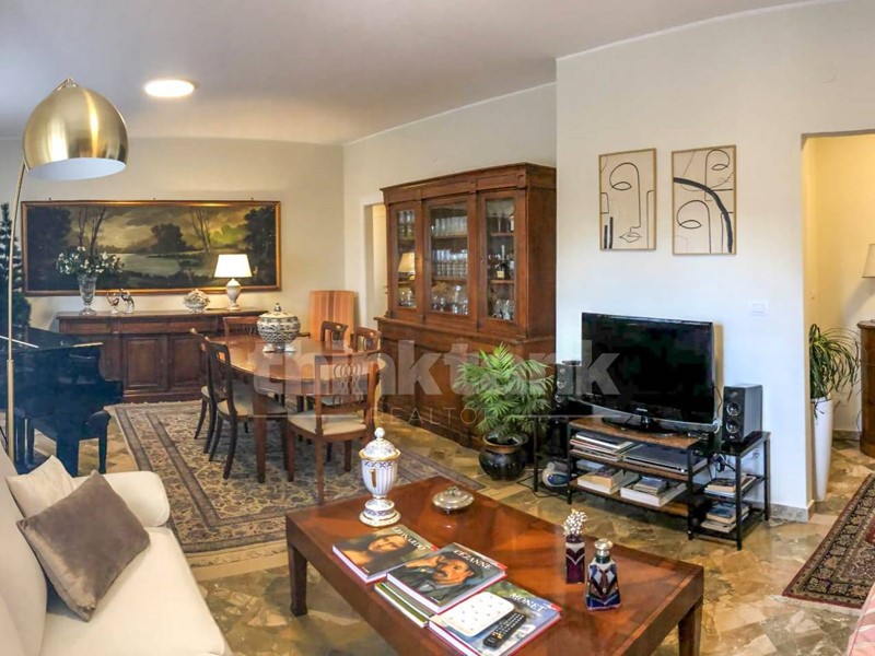 Quadrilocale in Vendita a Augusta, 138'000€, 118 m²