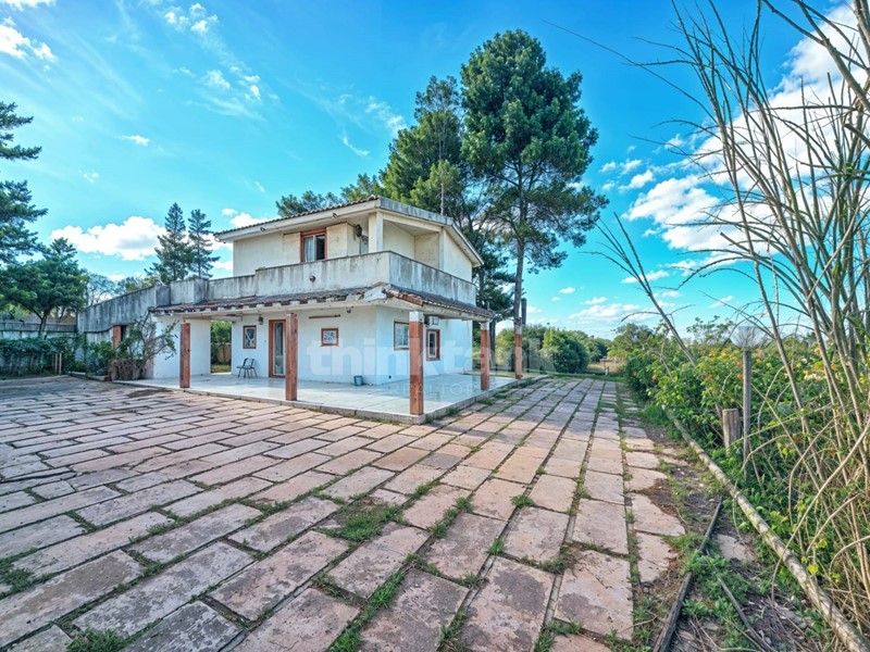 Villa in Vendita a Ispica, 210'000&euro;, 118 m²