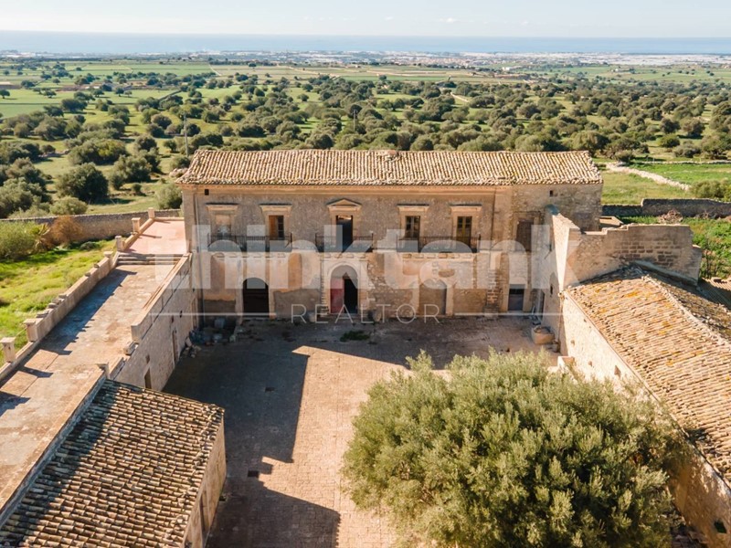 Rustico in Vendita a Ragusa, 1'800'000&euro;, 1600 m²
