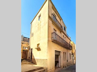 Casa Indipendente in Vendita a Modica, 55'000€, 230 m²