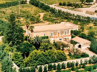 Villa in Vendita a Modica, 650'000€, 424 m²