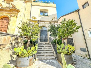 Loft in Vendita a Noto, 340'000€, 99 m²