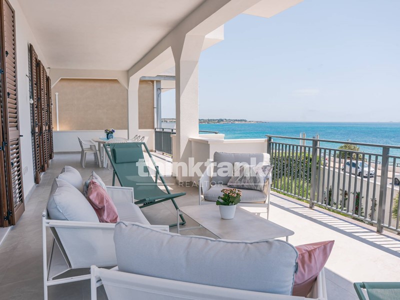 Villa in Vendita a Avola, 1'490'000€, 600 m²