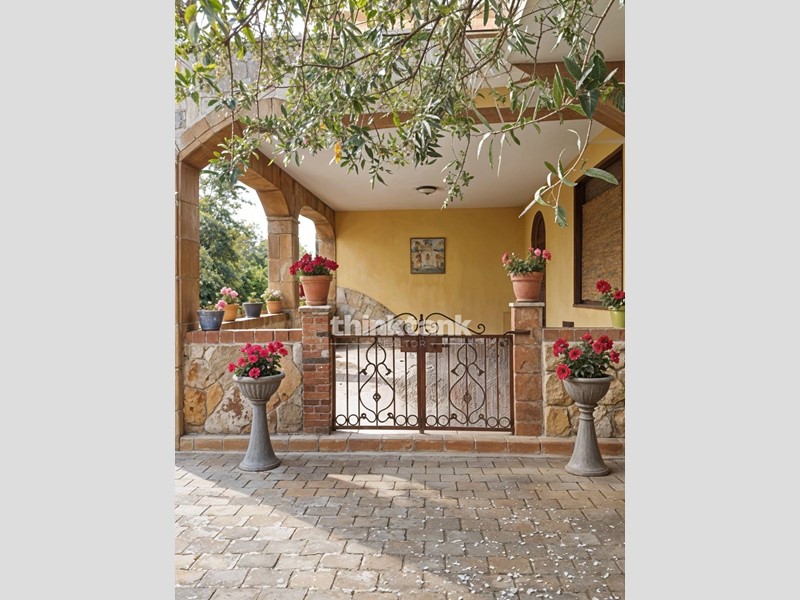 Villa in Vendita a Piazza Armerina, 400'000€, 500 m²