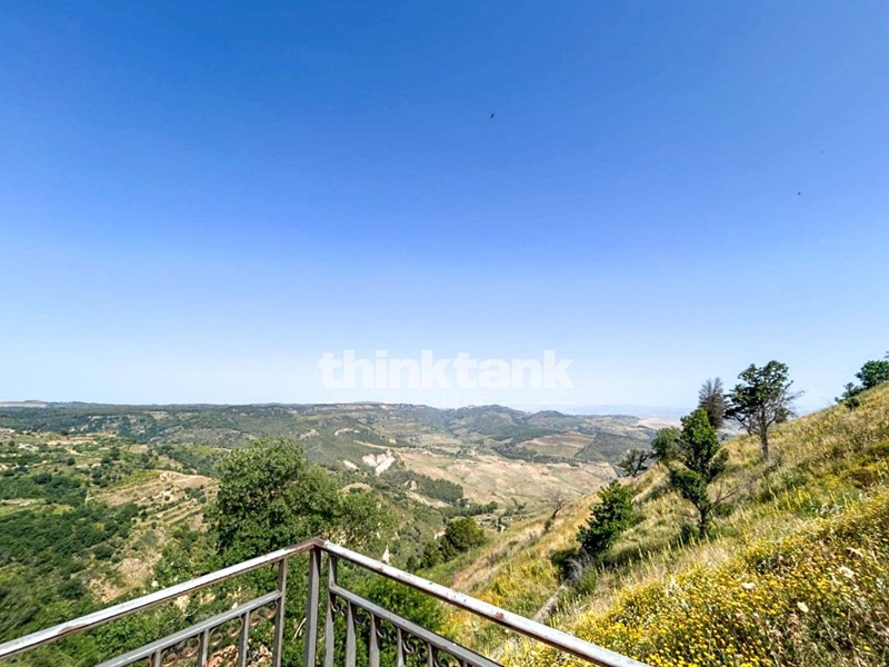 Villa in Vendita a Aidone, 45'000&euro;, 200 m²