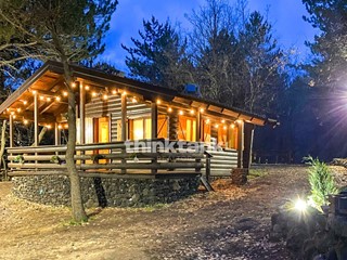 Villa in Vendita a Ragalna, 255'000€, 45 m²