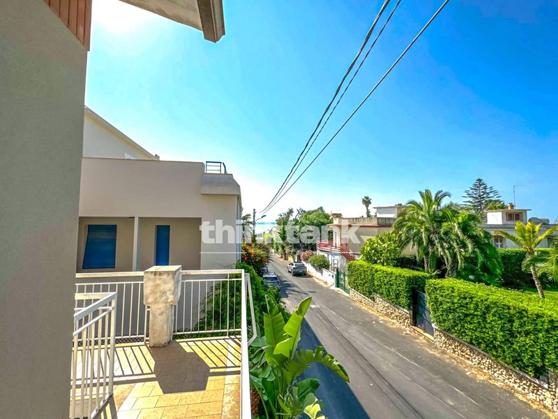 Villa in Vendita a Noto, 550'000€, 150 m²