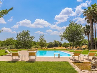 Villa in Vendita a Noto, 1'100'000€, 900 m²