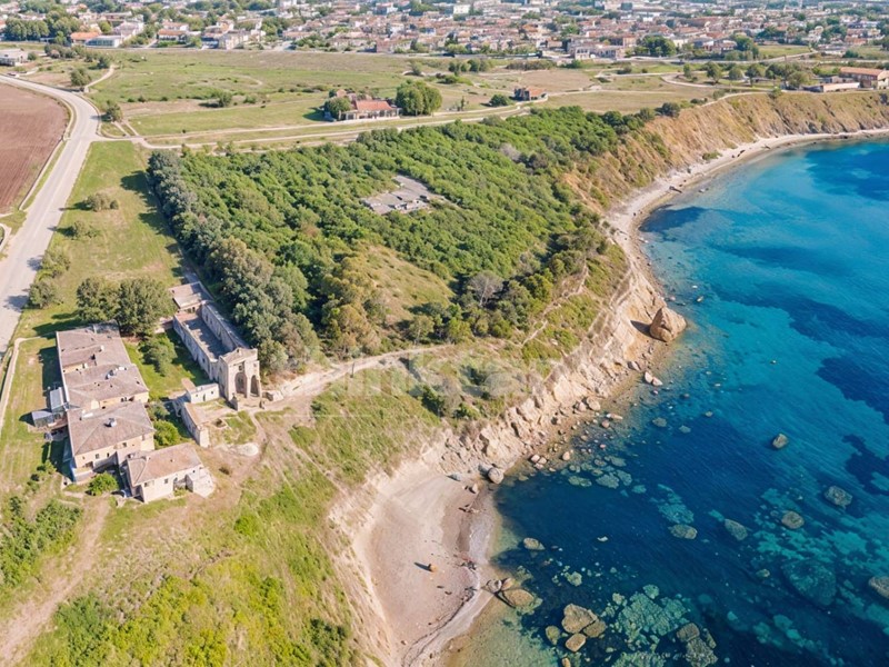 Rustico in Vendita a Siracusa, 550'000&euro;, 390 m²