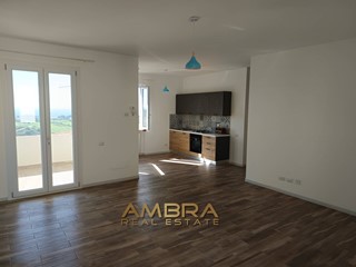 Quadrilocale in Vendita a Trinità d'Agultu e Vignola, 290'000€, 250 m²
