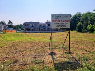 Terreno edificabile in Vendita a Osio Sotto, 250'000€, 2320 m²