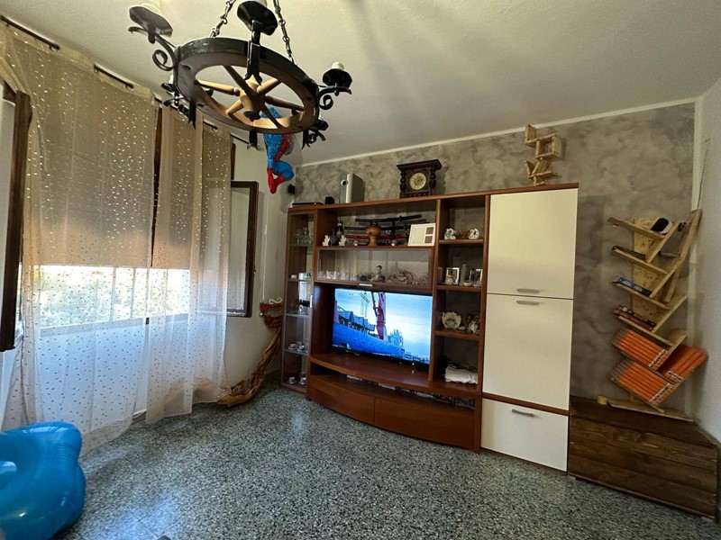 Quadrilocale in Vendita a San Vito, 79'000€, 100 m²